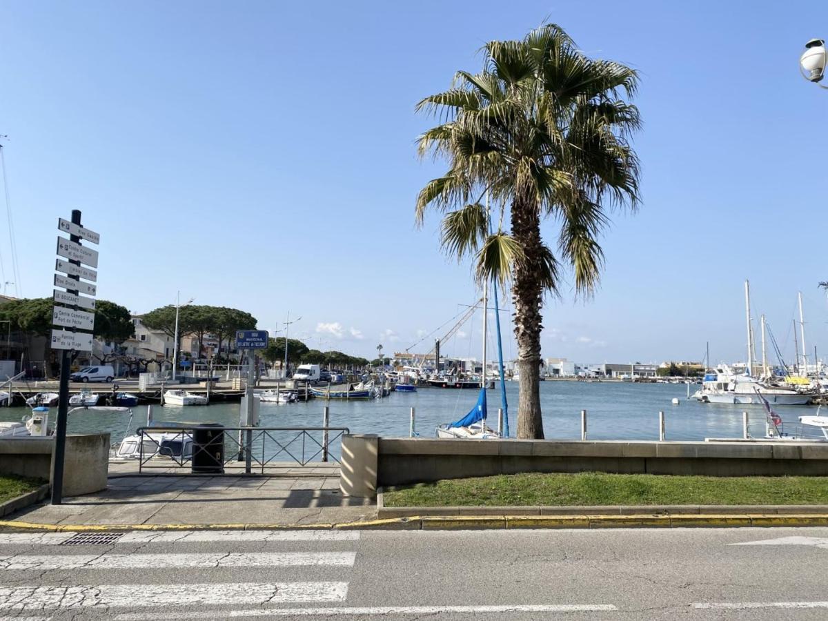 As21673 - Studio En Rez De Chaussee Face Au Canal Le Grau-du-Roi Kültér fotó